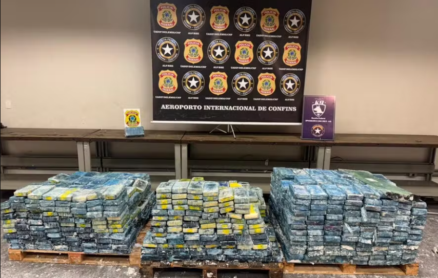 PF apreende mais de 1 tonelada de cocaína no Aeroporto de Confins; caso está entre as maiores apreensões do ano