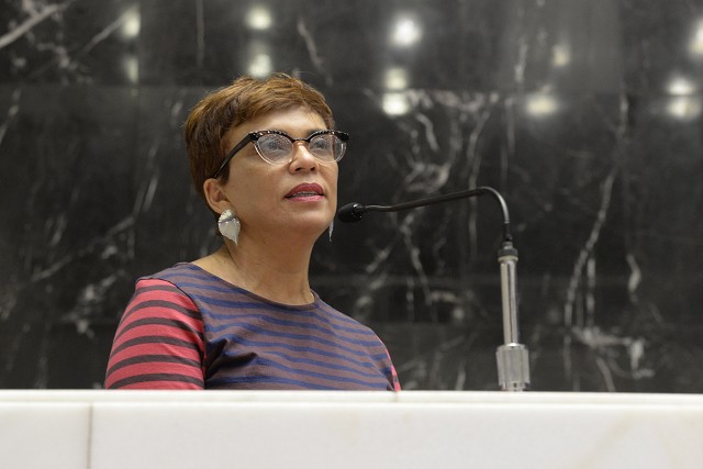 Marília Campos critica decisão do PT de lançar candidatura própria ao governo de Minas episode artwork