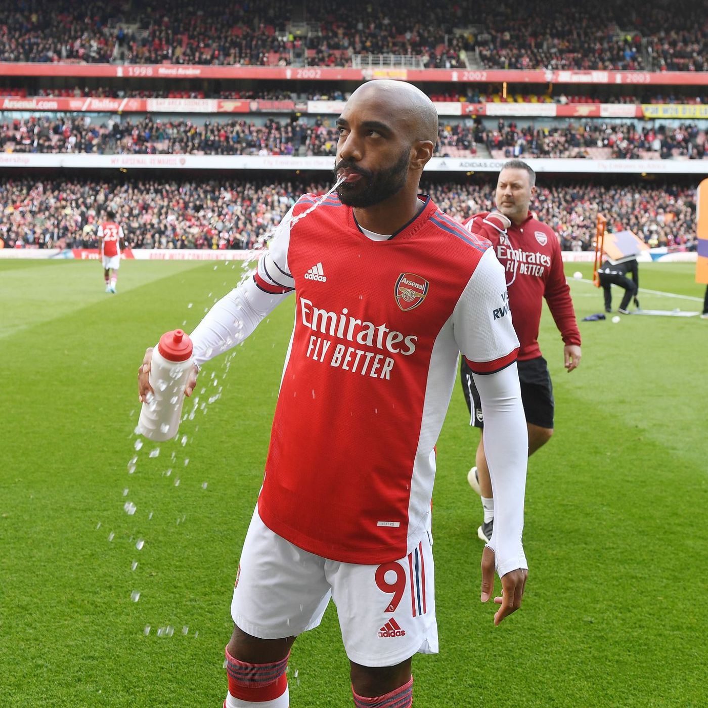 Alexandre Lacazette Dropped | Southampton v Arsenal Predicted XI | Team Predictor ft Guy & Umar episode artwork