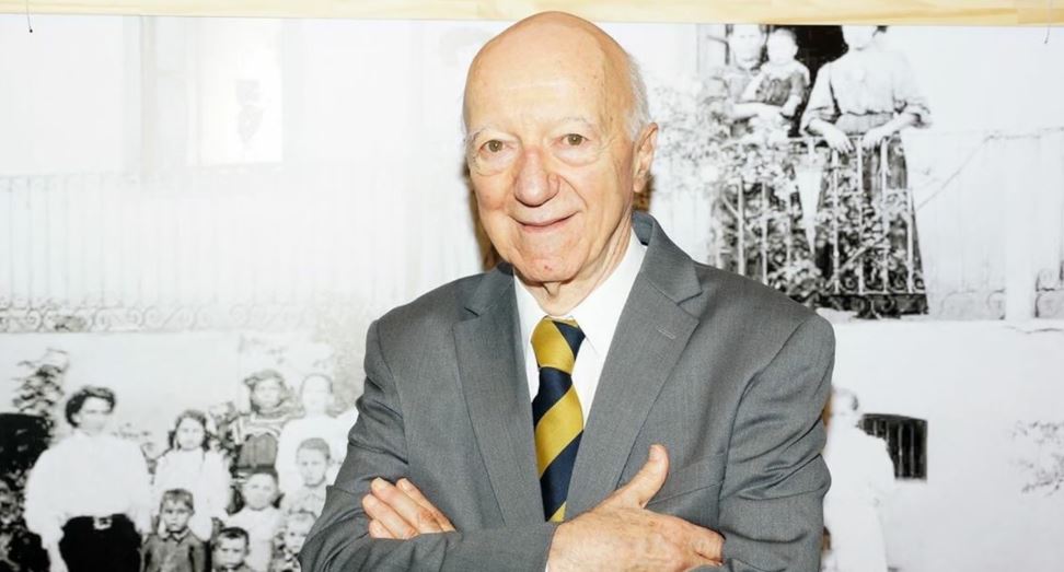 Morre aos 93 anos o jornalista Claudio Carsughi episode artwork