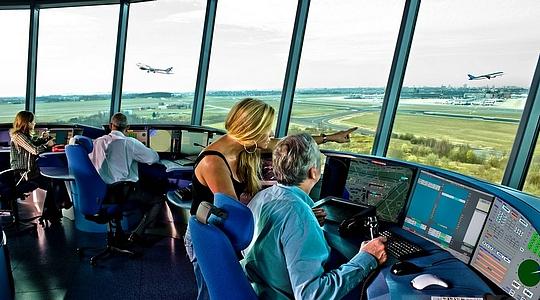 Casos ovni españoles vistos en radar por controladores y pilotos