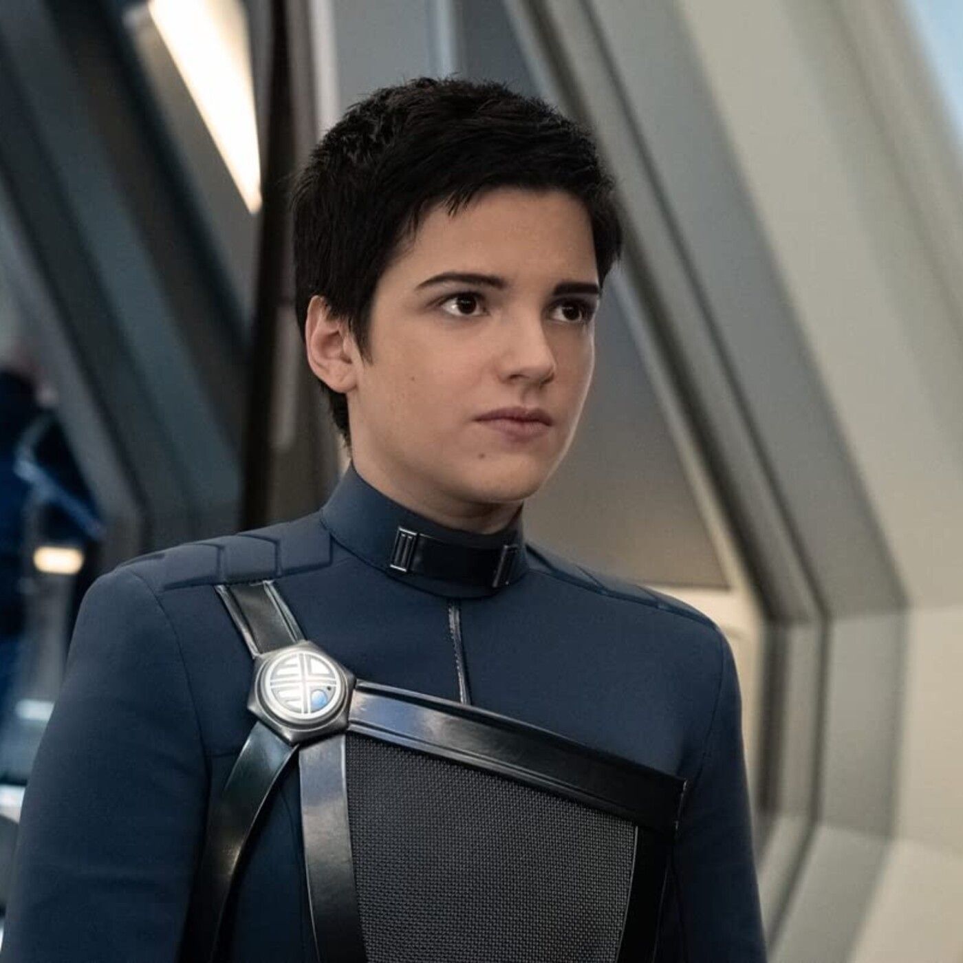 Discovery 3x03 - ‘Habitantes de la tierra' (People of Earth)