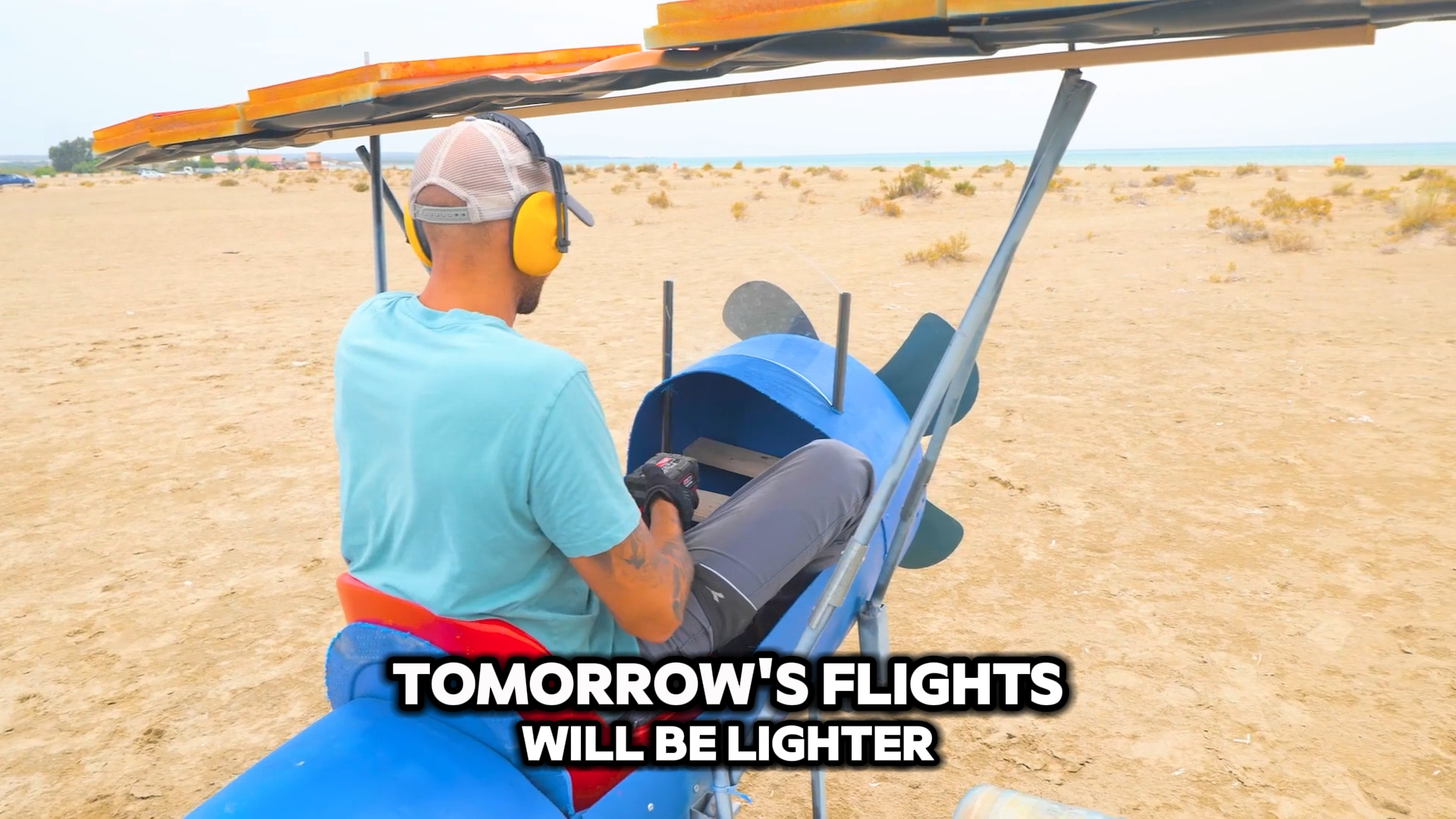 Build a Mini Seaplane from Recyclables: Splashy Family Fun episode artwork