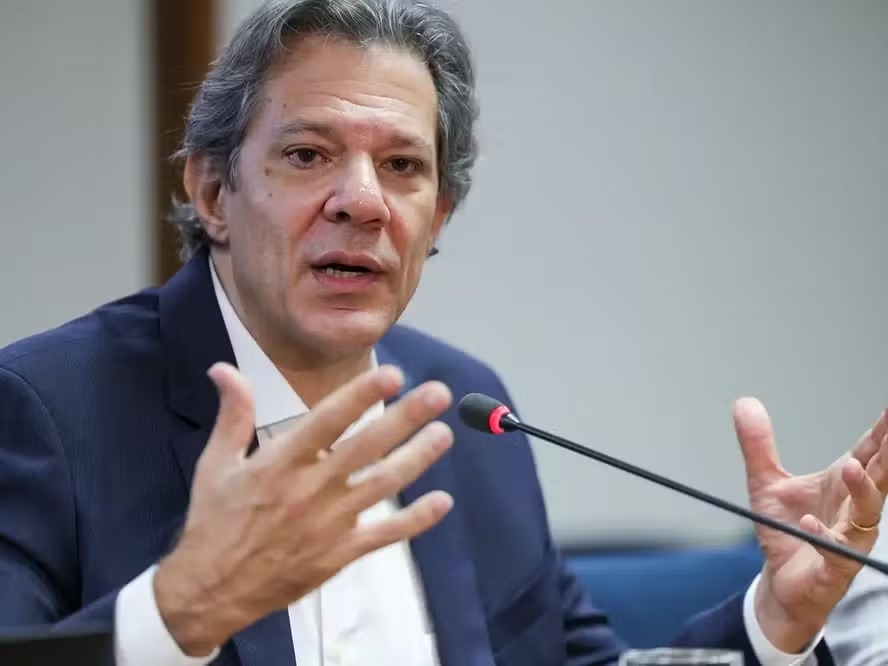 Haddad se reúne com Motta e Alcolumbre para discutir crise do IOF