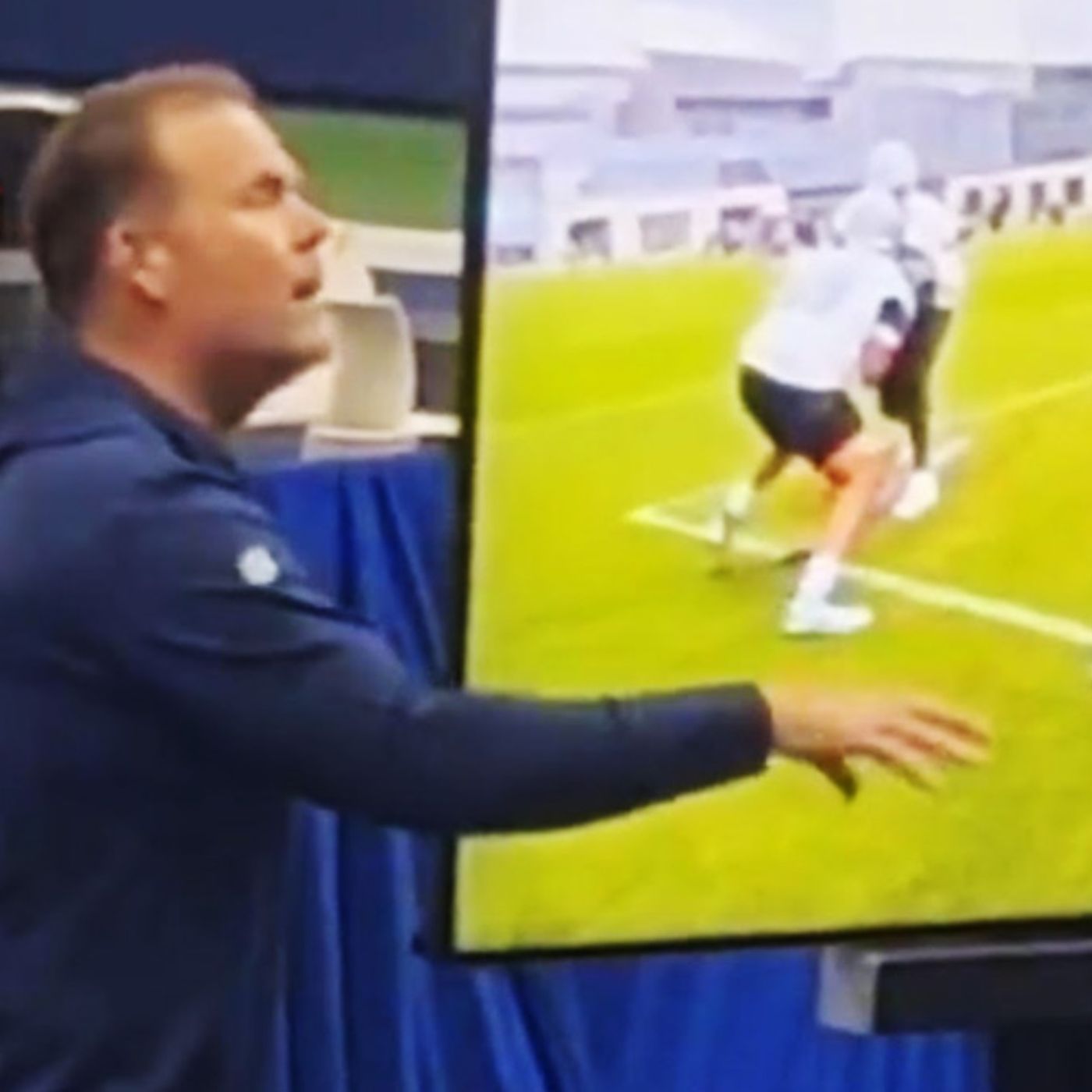 Dallas Cowboys COACHING STAFF TEACHING FOOTBALL STRATEGY! episode artwork