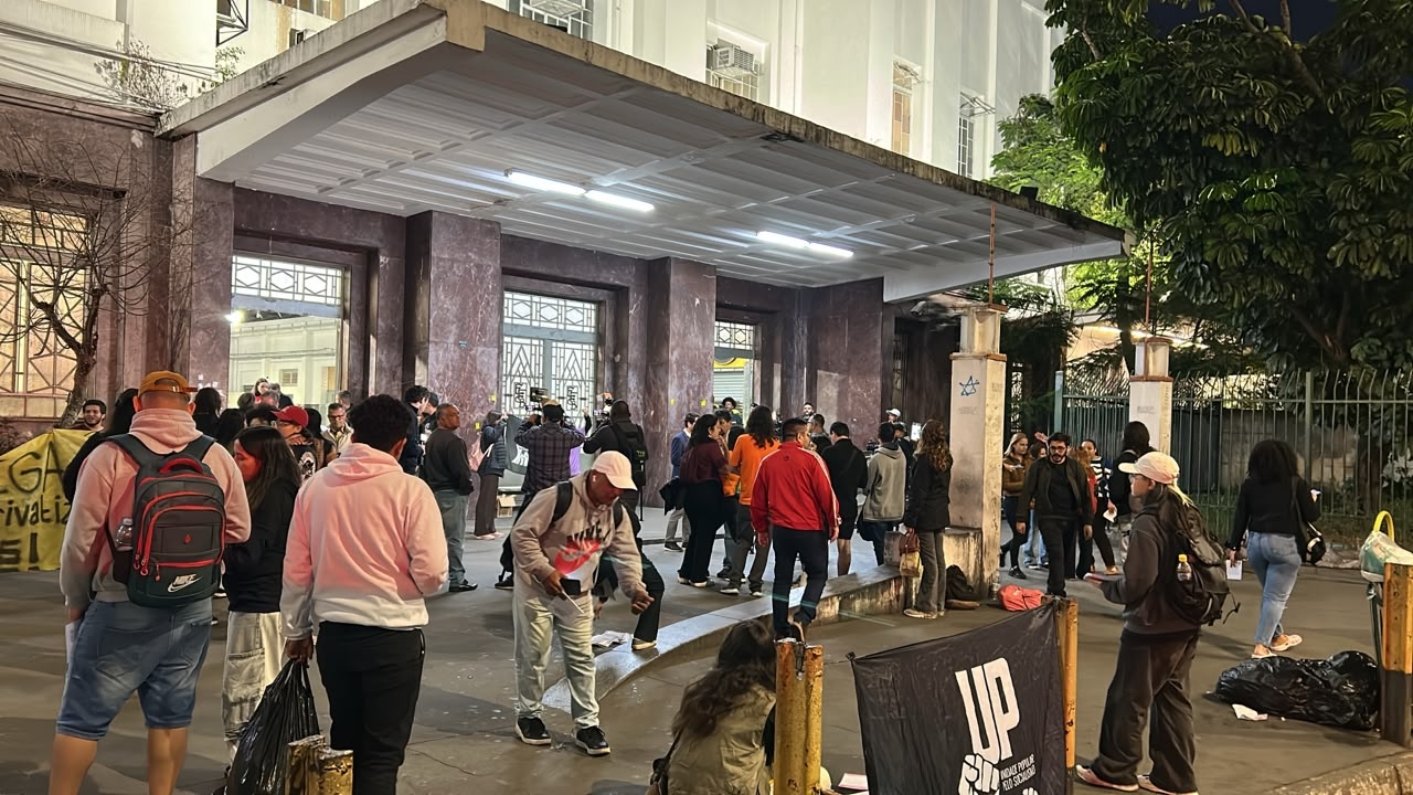 Greve na CPTM: Sindicato terá que pagar multa diária de R$ 400 mil em caso de descumprimento de liminar episode artwork