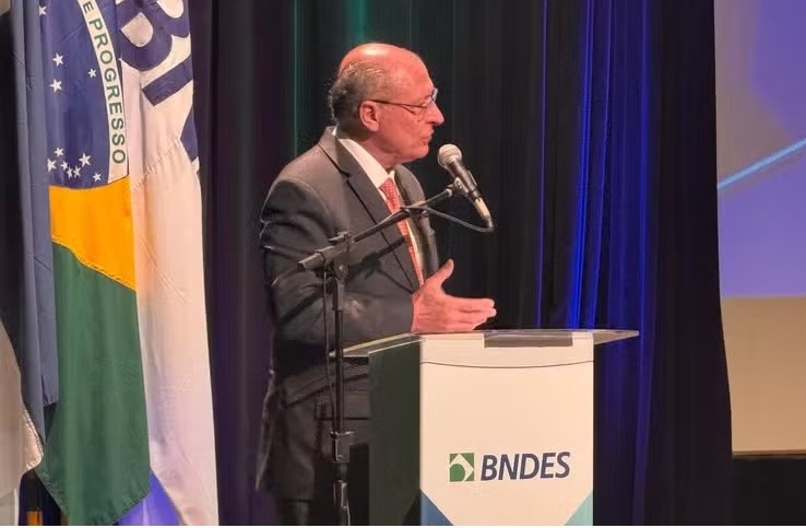 Alckmin descarta possibilidade de interferência do governo Trump nas eleições brasileiras episode artwork