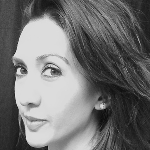 Guest: Sasha Laghonh: Author of Kashing Karma - 99 Tips for Successful Job Hunting episode artwork