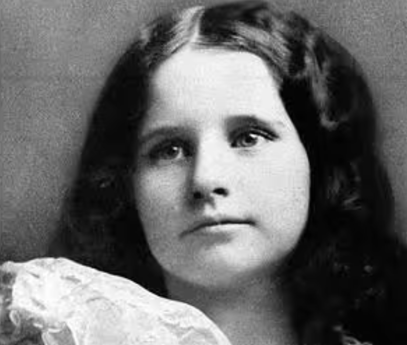 7 Minute Stories w/ Aaron Calafato