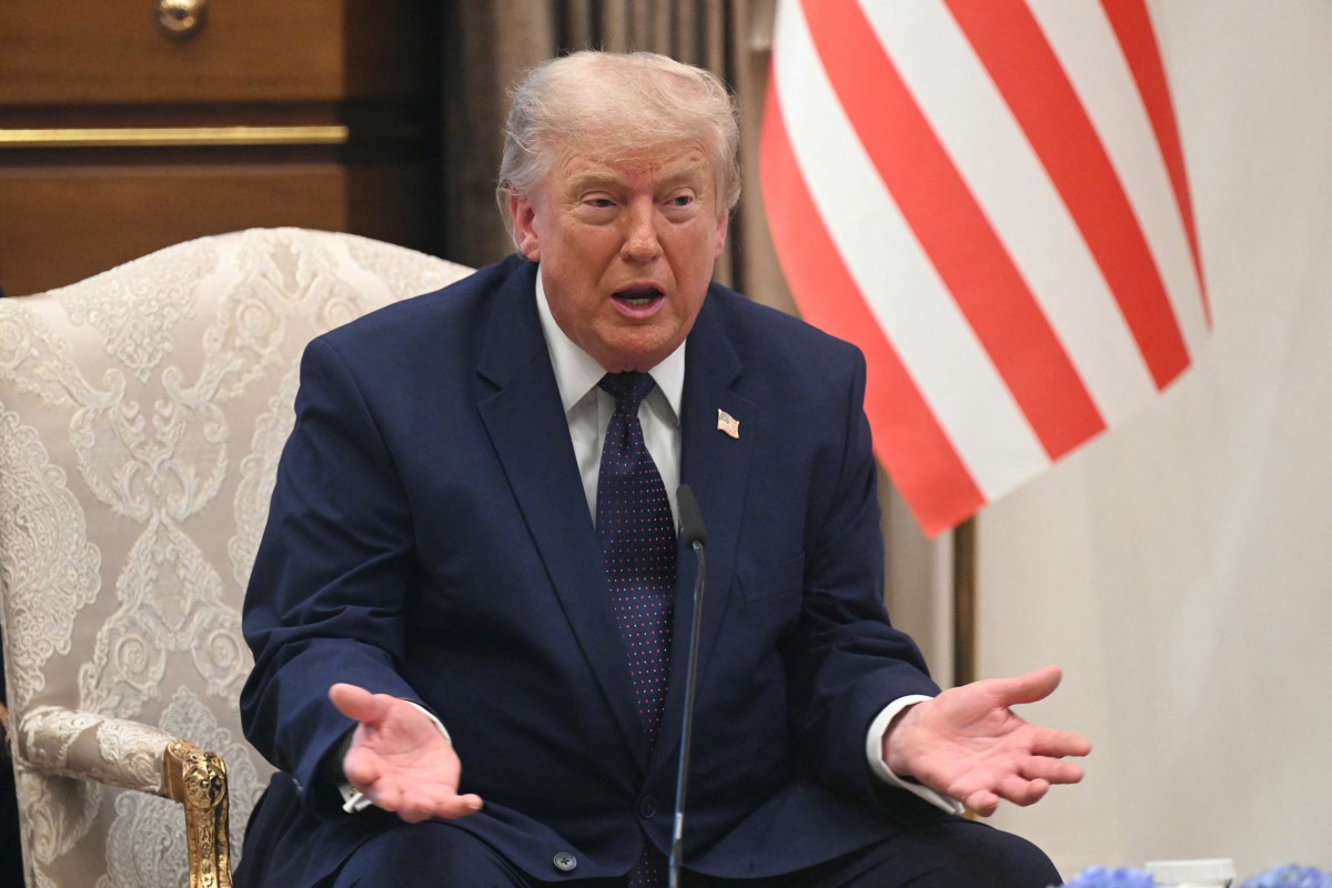 Trump insiste em negociações com Irã, mas Teerã nega qualquer diálogo episode artwork