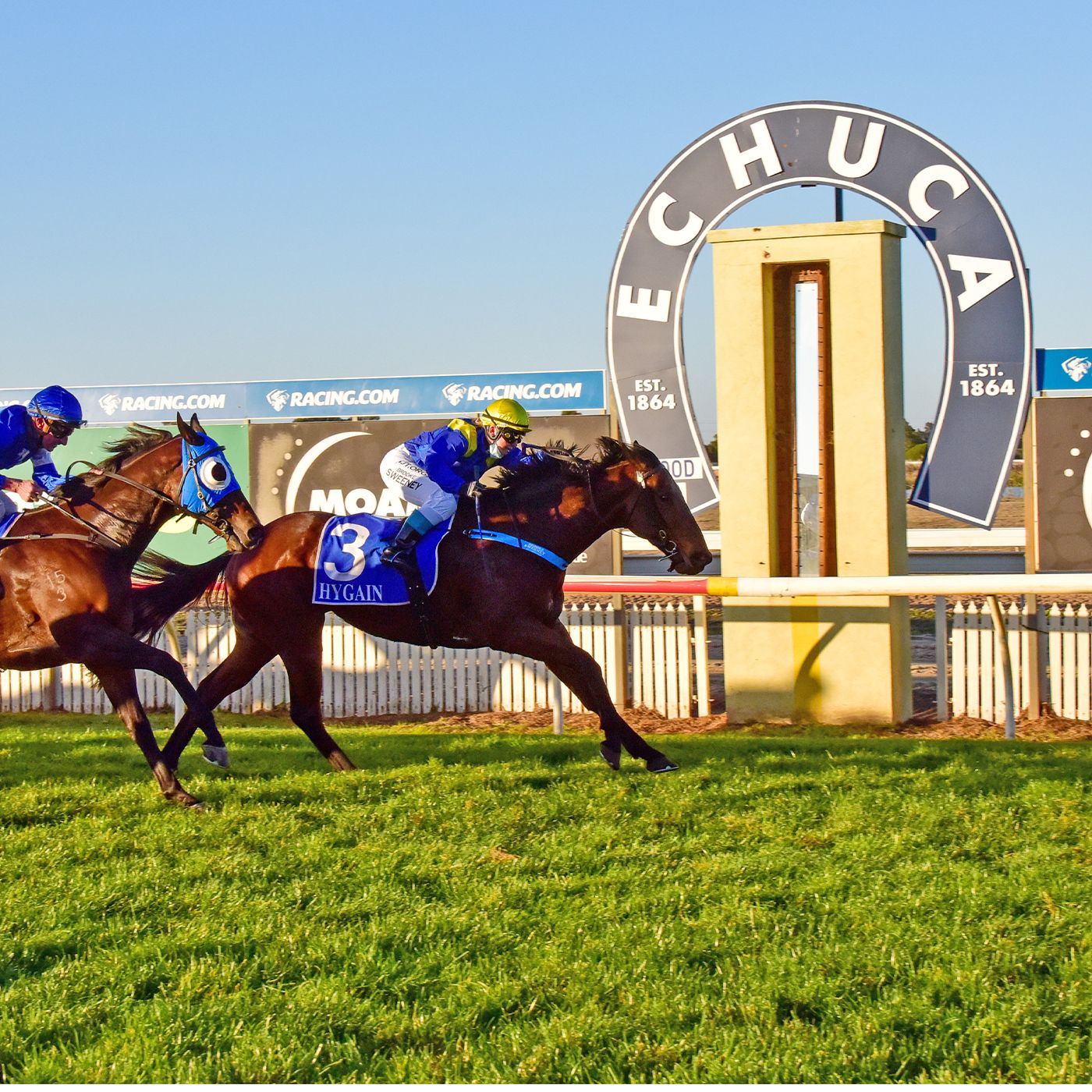 Bet365 Echuca Race Club's Garry Armstrong chats to Andrew Kuuse re Good Friday Racing episode artwork