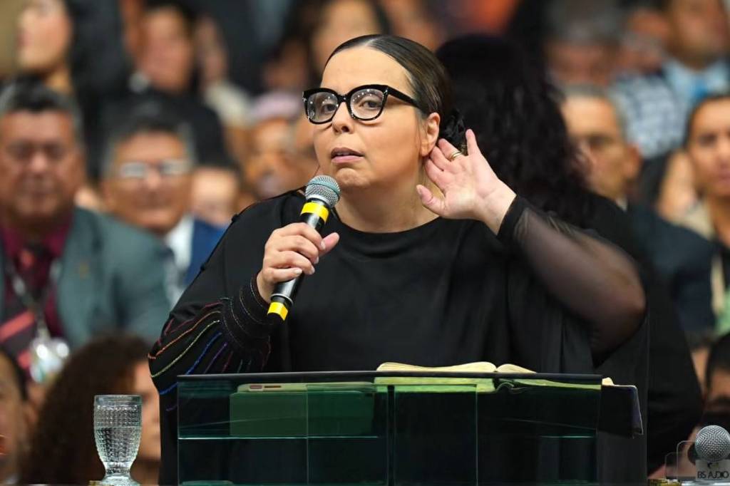 ‘É preciso encarar o problema’, diz pastora que viralizou ao falar sobre abuso sexual dentro da igreja