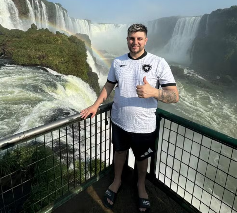 MPRJ acompanha investigações da morte de empresário em abordagem policial com mais de 20 tiros
