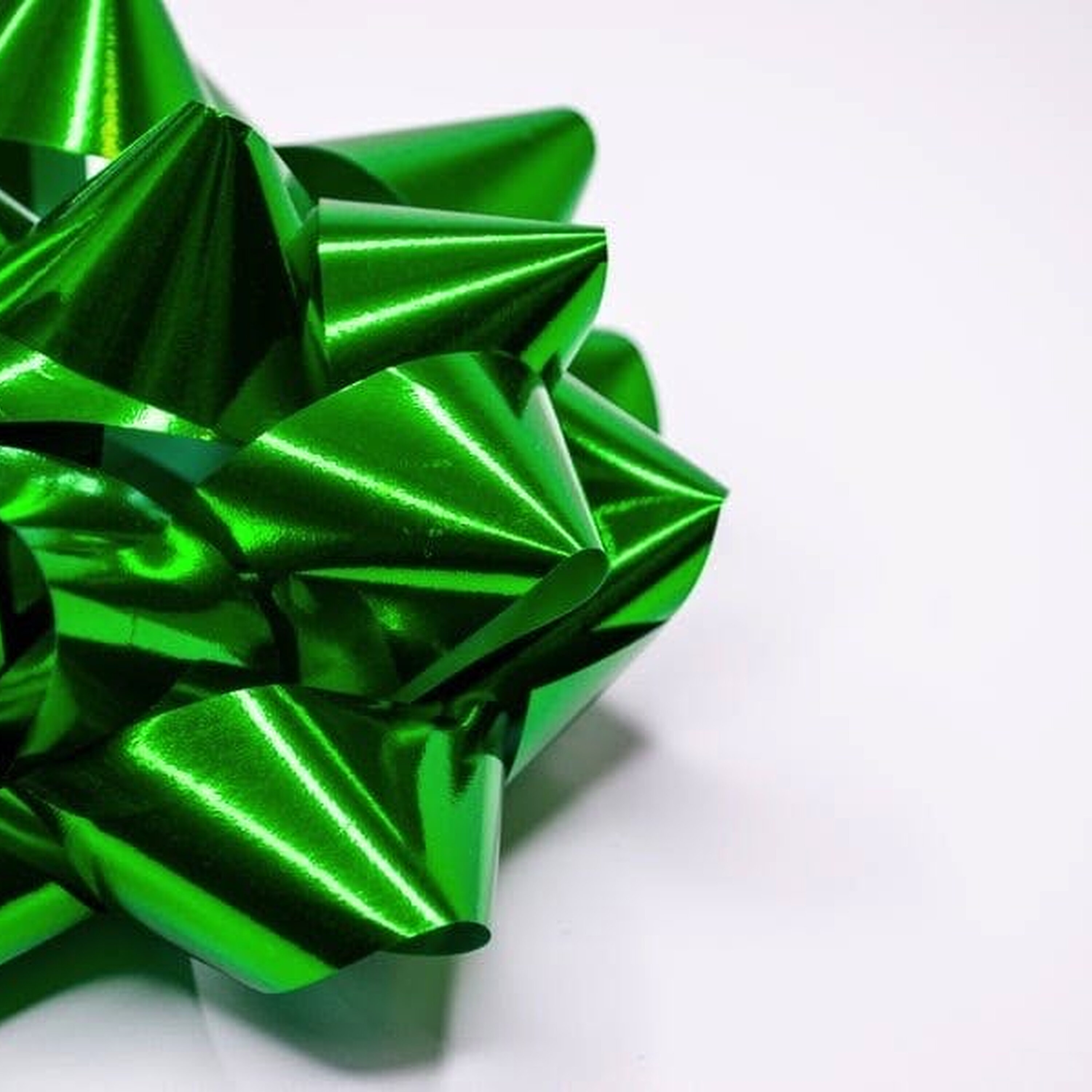 Ep. 231: Hollywood Holiday Gift Guide!