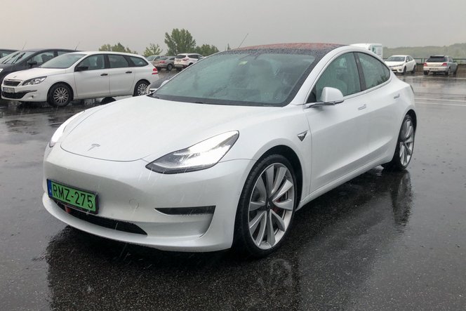 Tesla lesz az év autója? episode artwork