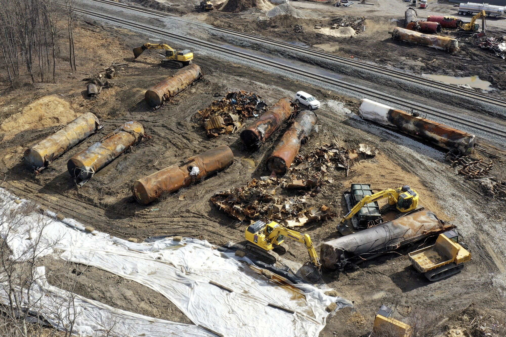 Norfolk Southern agrees to pay $600 million settlement in East Palestine crash | Reporters Roundtable episode artwork