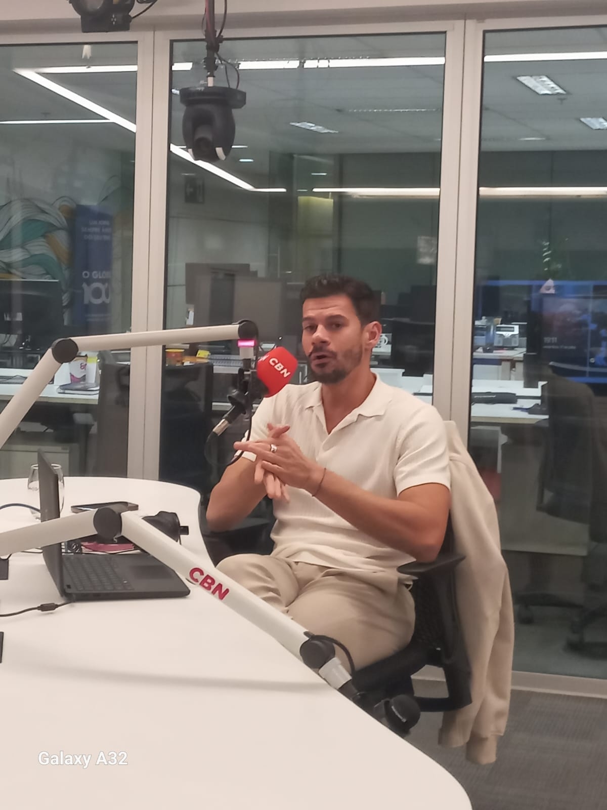 'Balé é profissão para os amantes', diz bailarino Thiago Soares episode artwork