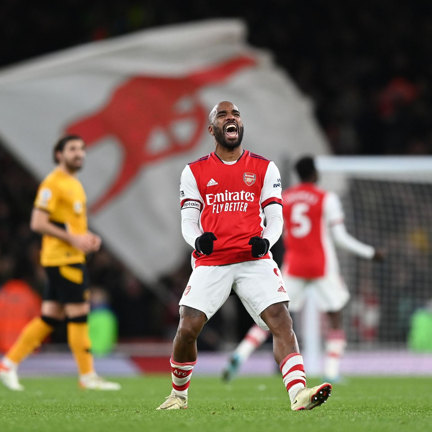 "IT'S LOOKING POSITIVE" Premier League Top-Four Race Analysed | Pressbox ft Kaya Kaynak episode artwork