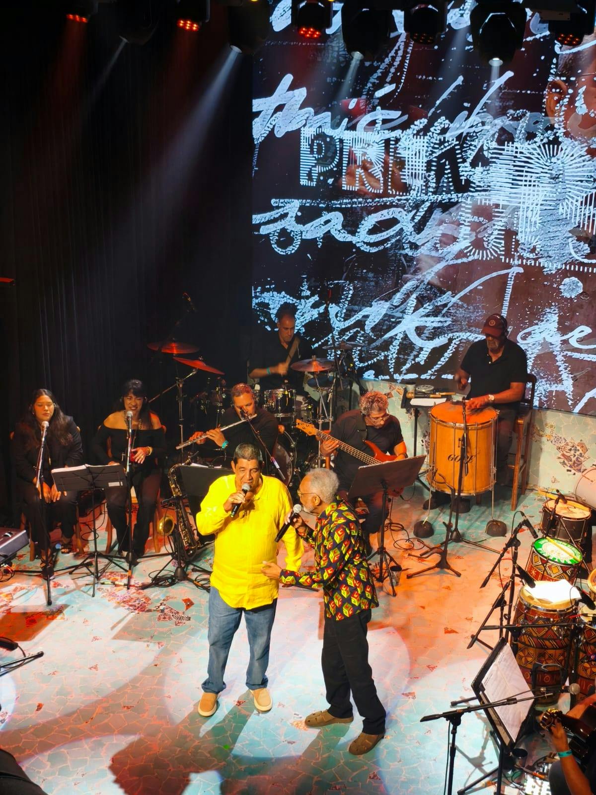 Com show de Gil e João Gomes, Zeca Pagodinho recebe homenagem da União Brasileira de Compositores Com show de Gil e João Gomes, Zeca Pagodinho recebe homenagem da União Brasileira de Compositores