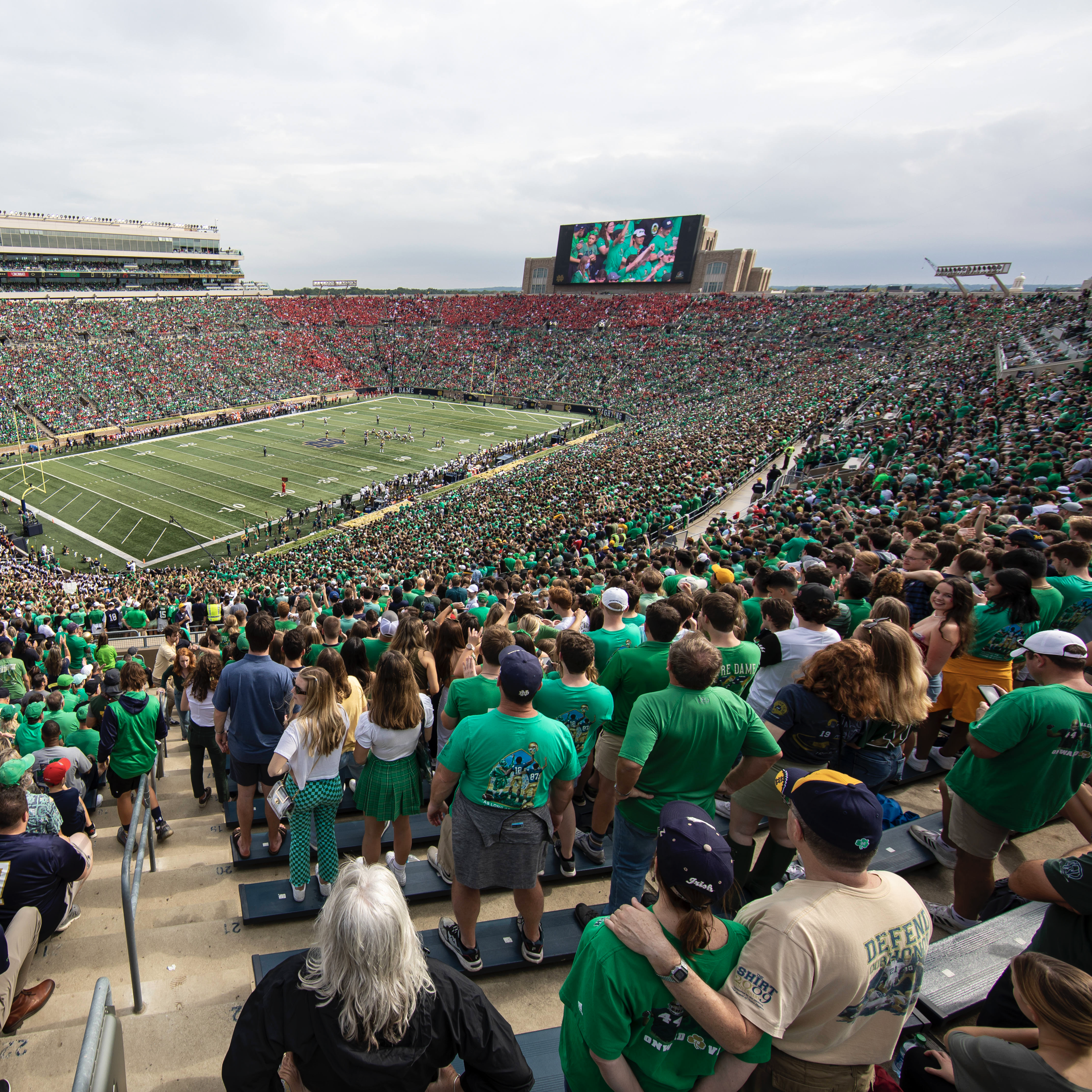 OFD Podcast: Notre Dame's quarterback conspiracy and losing to Cincinnati episode artwork