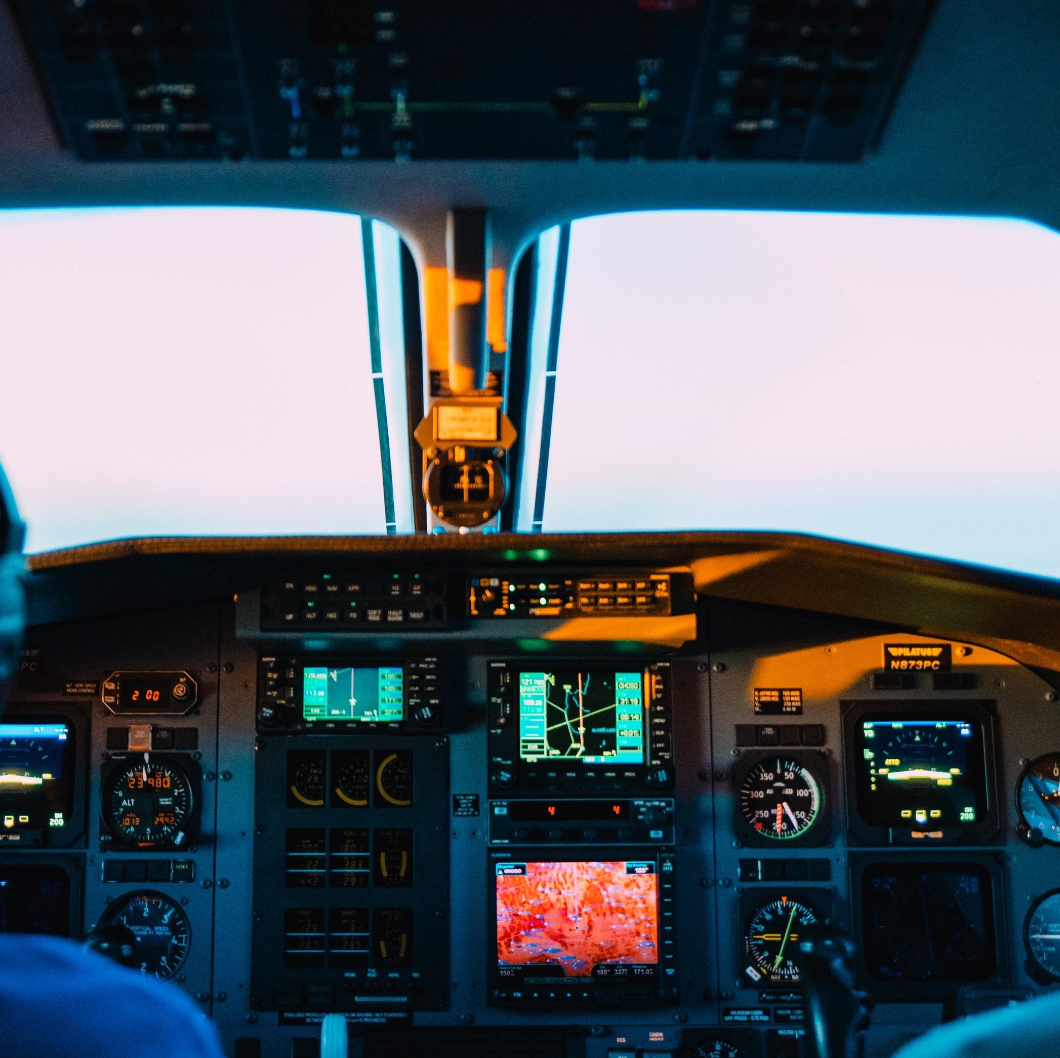 Airplane Cabin: 8-Hour Tranquil Aircraft Ambiance for Relaxation & Sleep