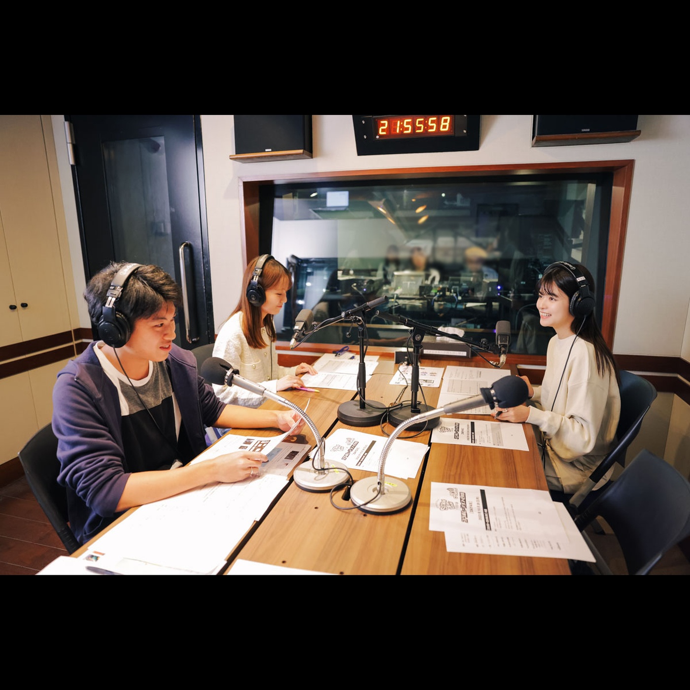 JAPAN MOBILITY SHOW 2023 （インタビュー：金指友翔・百武凛花）