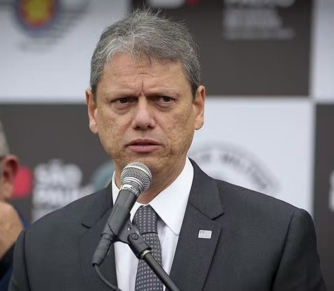 Tarcísio diz que vai atuar para levar projeto de anistia ao Congresso Tarcísio diz que vai atuar para levar projeto de anistia ao Congresso