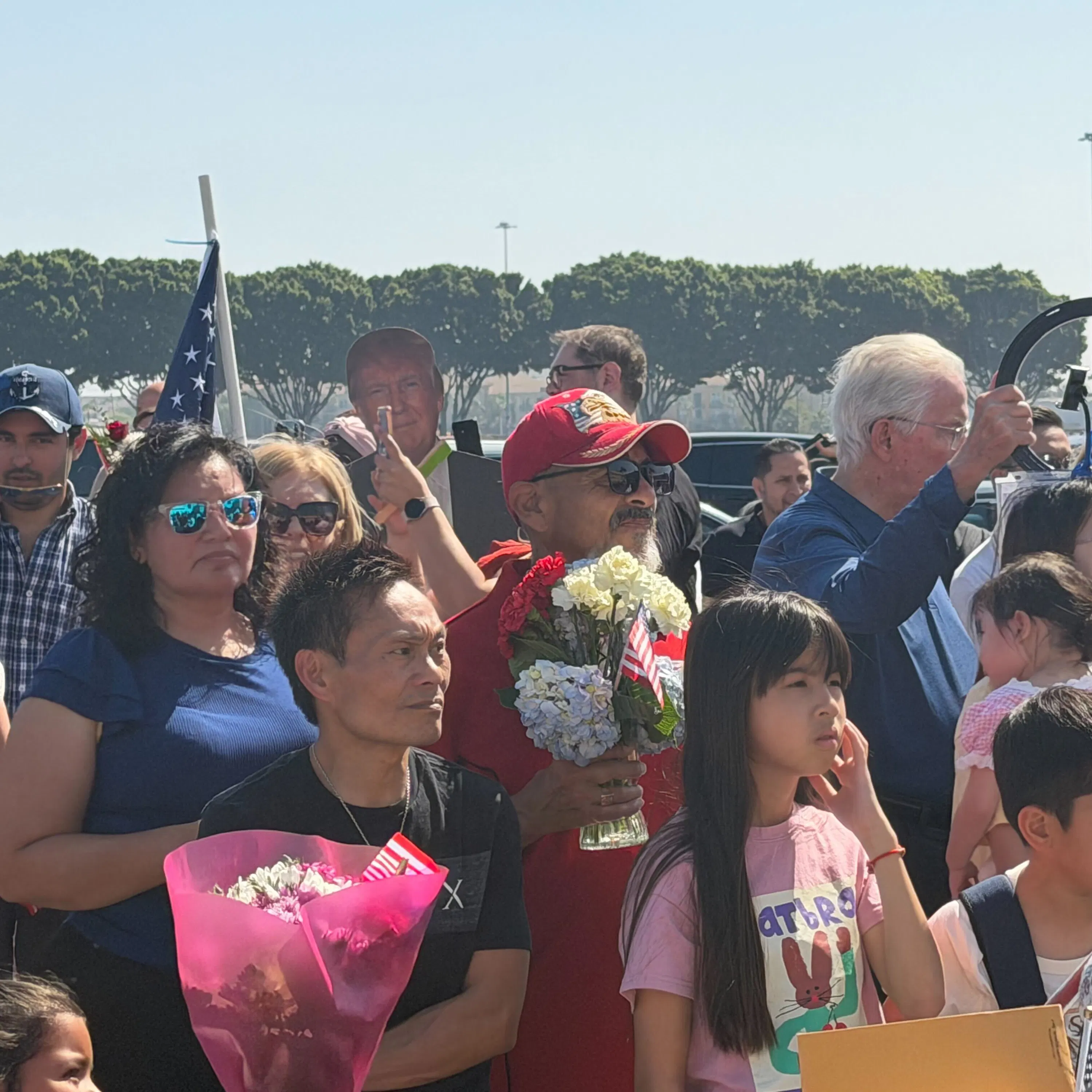 New Citizens Reflect on State of US at Naturalization Ceremony