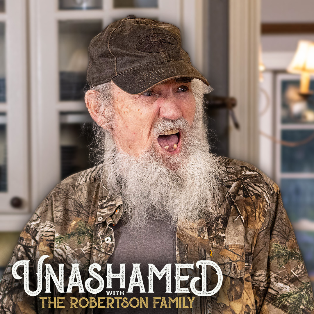 Ep 1109 | Jase Puzzles over Uncle Si’s Pals Believing His Death Hoax—While He’s in the Room with Them!