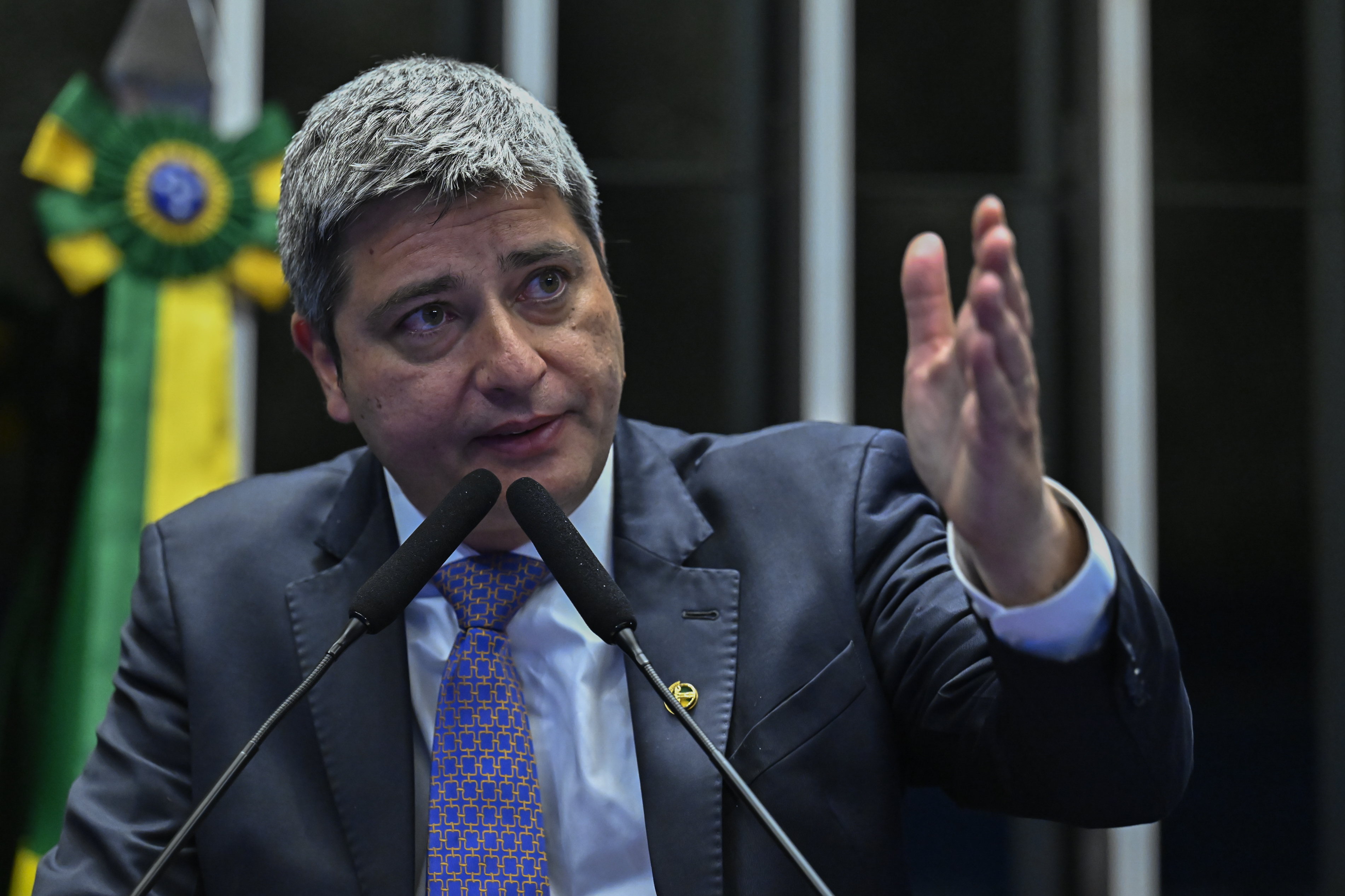 Senador mais votado do Rio, Carlos Portinho (PL) defende que primeira discussão precisa ser anistia episode artwork