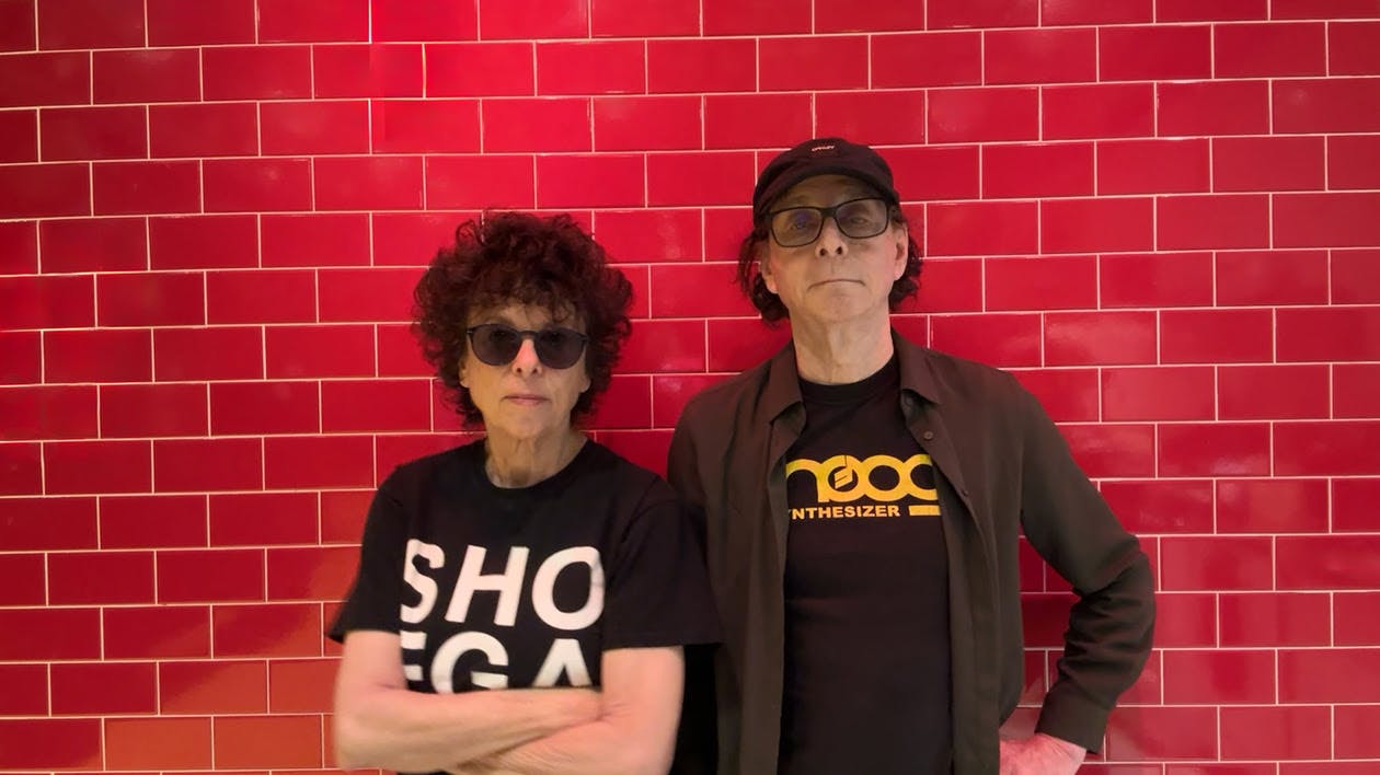 The Check-In with Colin Newman and Malka Spigel-IMMERSION The Check-In with Colin Newman and Malka Spigel-IMMERSION