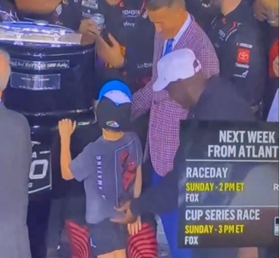 Michael B Gropin’ & Real Life Robin Hoods In Canada | 2.17.26 Michael B Gropin’ & Real Life Robin Hoods In Canada | 2.17.26