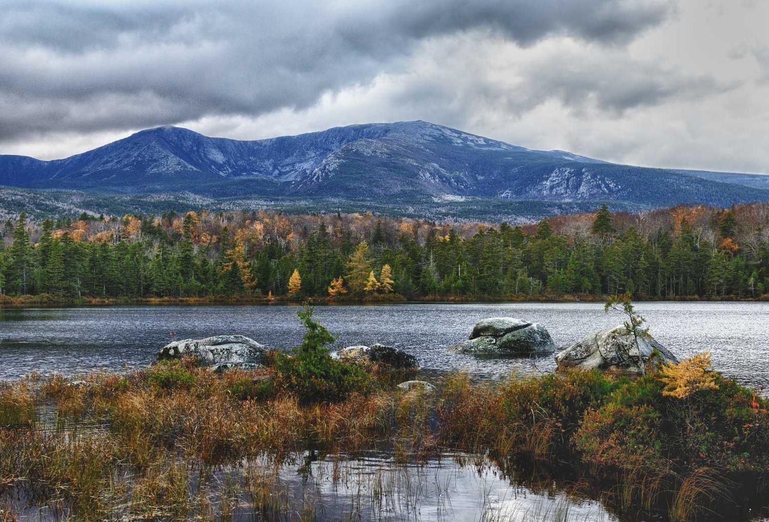 Champagne on  the Rocks