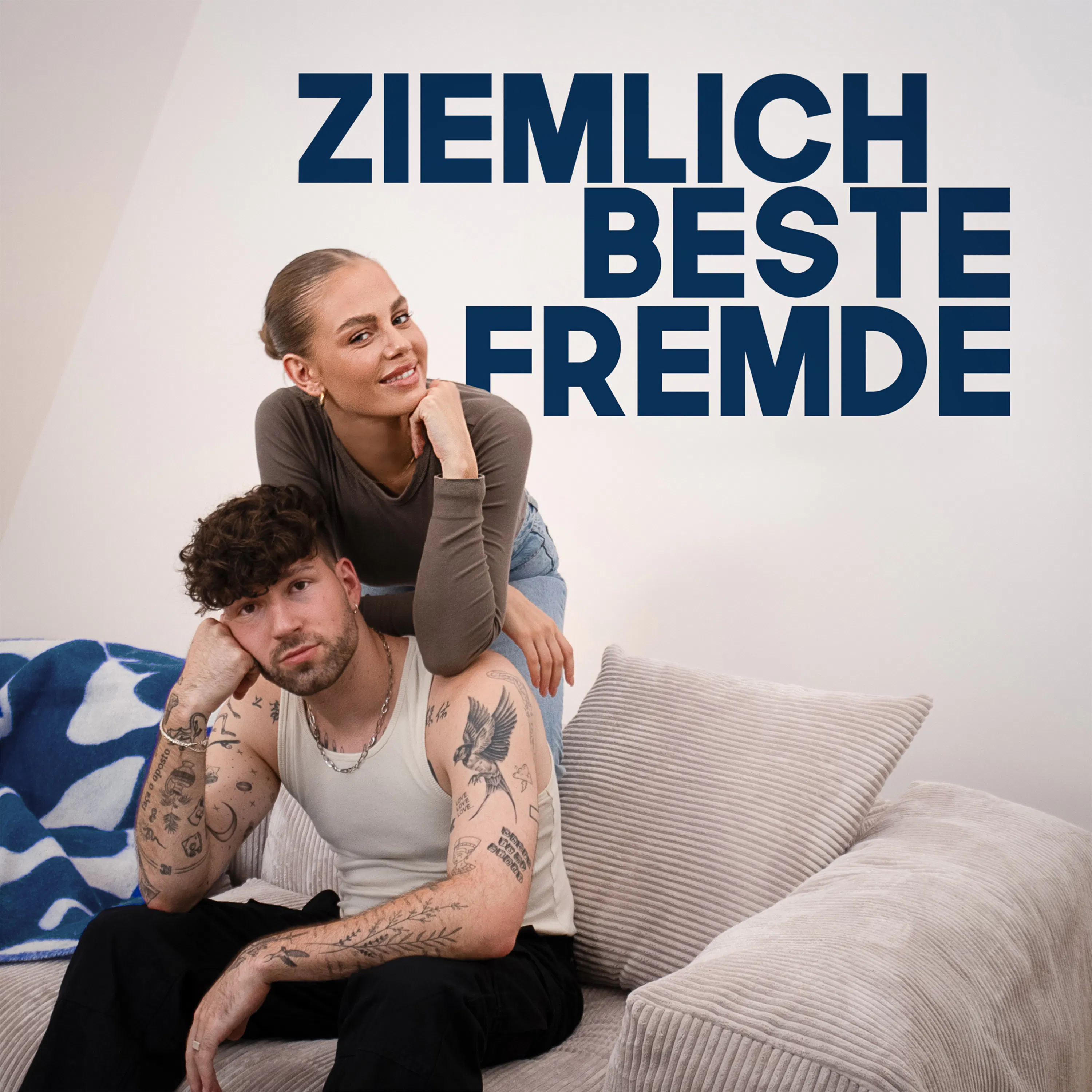 #144 Laura heult sich durch die WM episode artwork