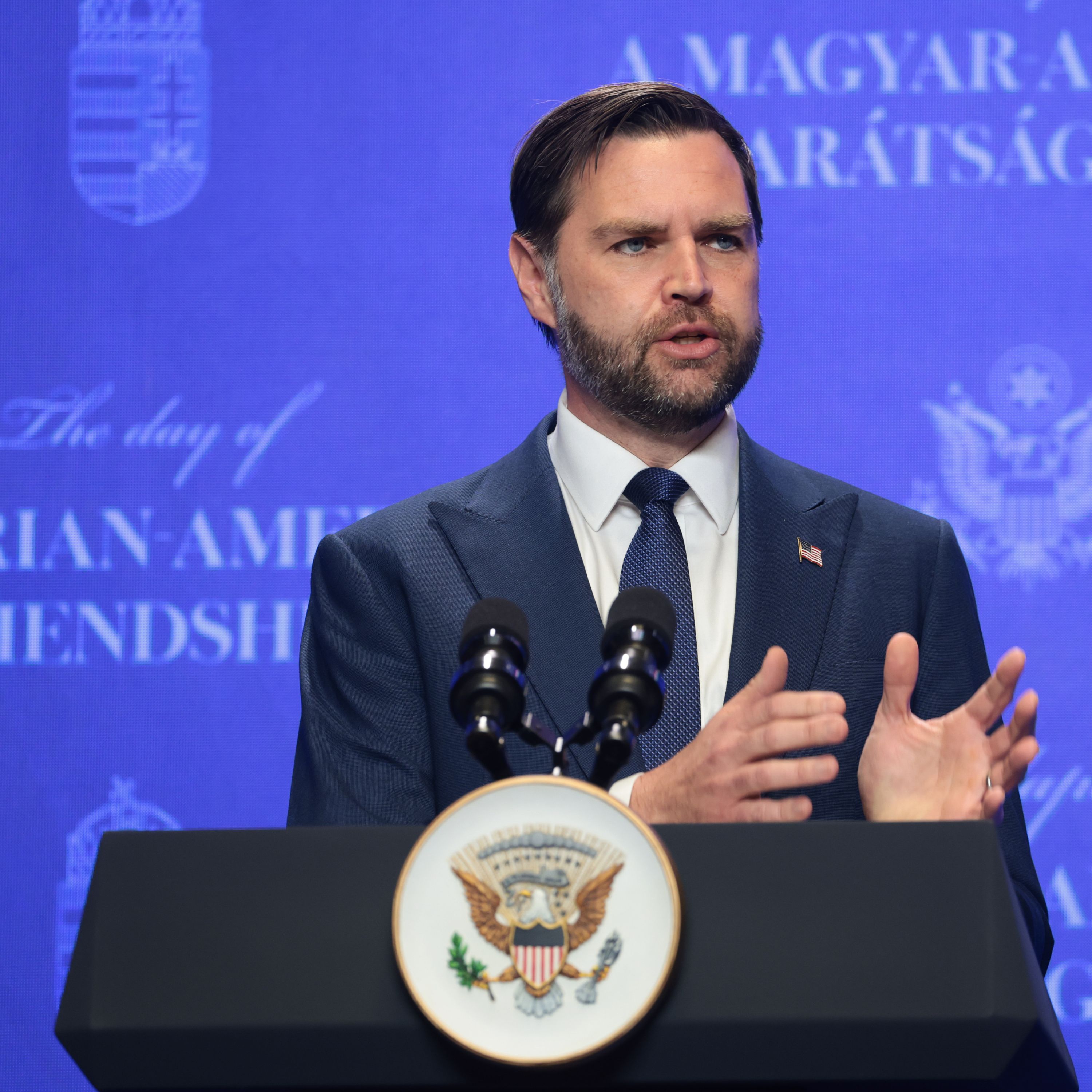 Vance Says Iran Deal Still Possible Ahead of Deadline