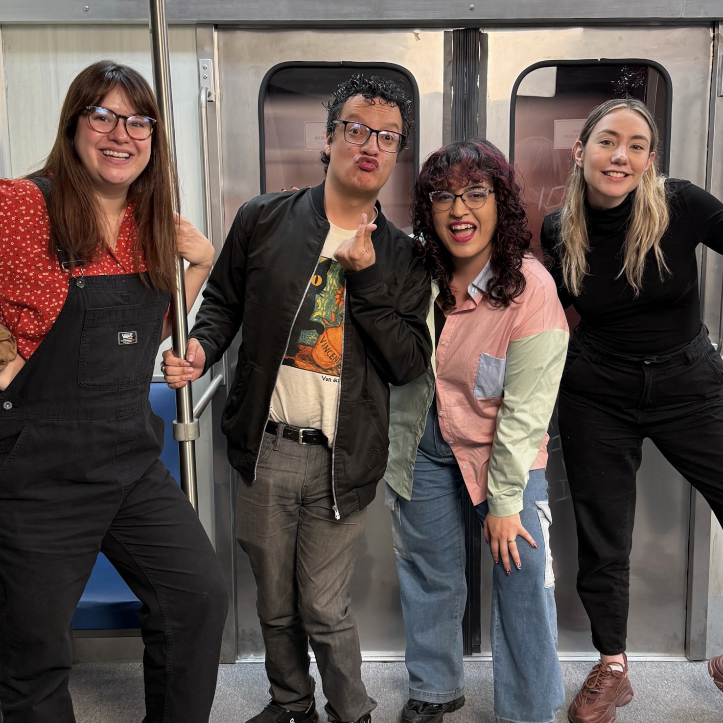 #ChingoDeAccesibilidad con Grecia y Ando: ‘Paráfrasis Cerebral’ de Kike Vázquez y Luz Zenteno.