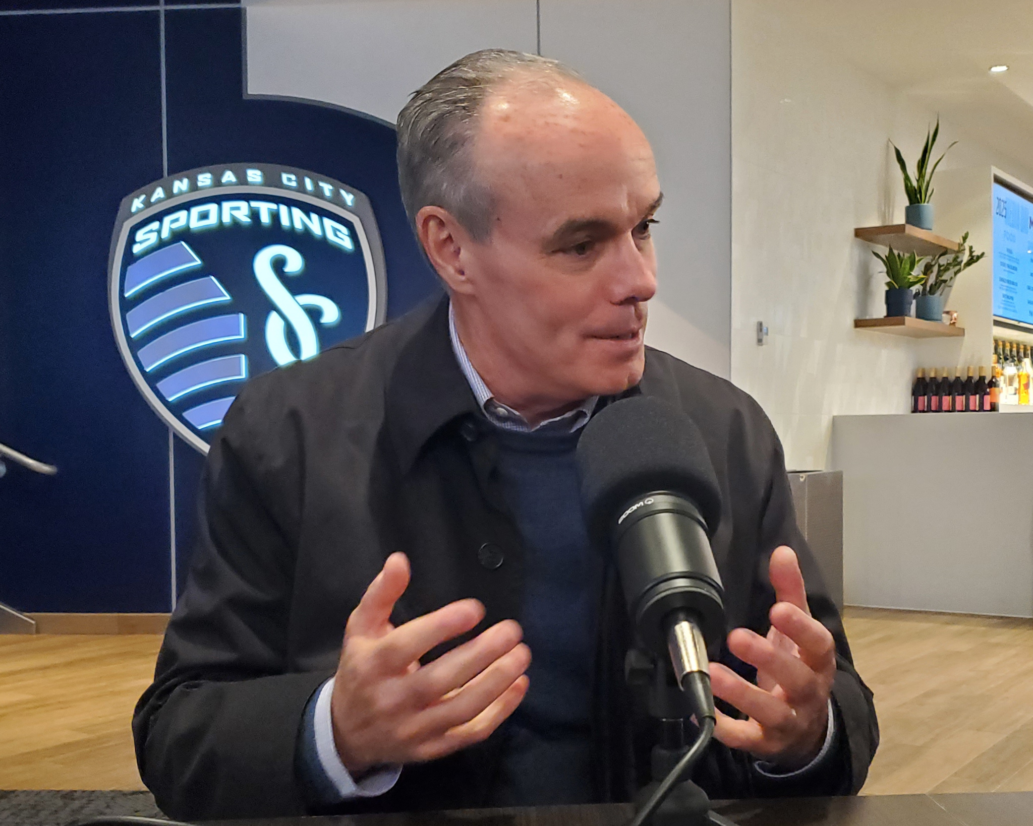 Mike Burns interview at media day - Shades of Blue Interview