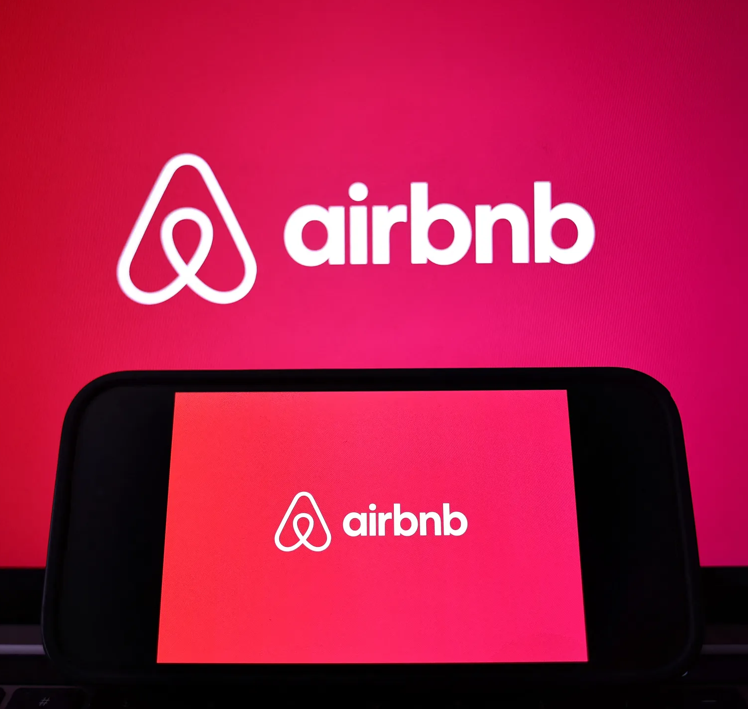 AirBNB to Ban Indoor Cameras episode artwork