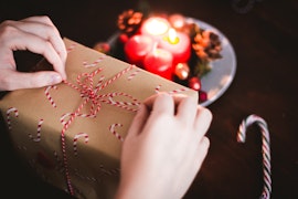 Ep. 81: Holiday Giving Guide — Don’t Gift Up!