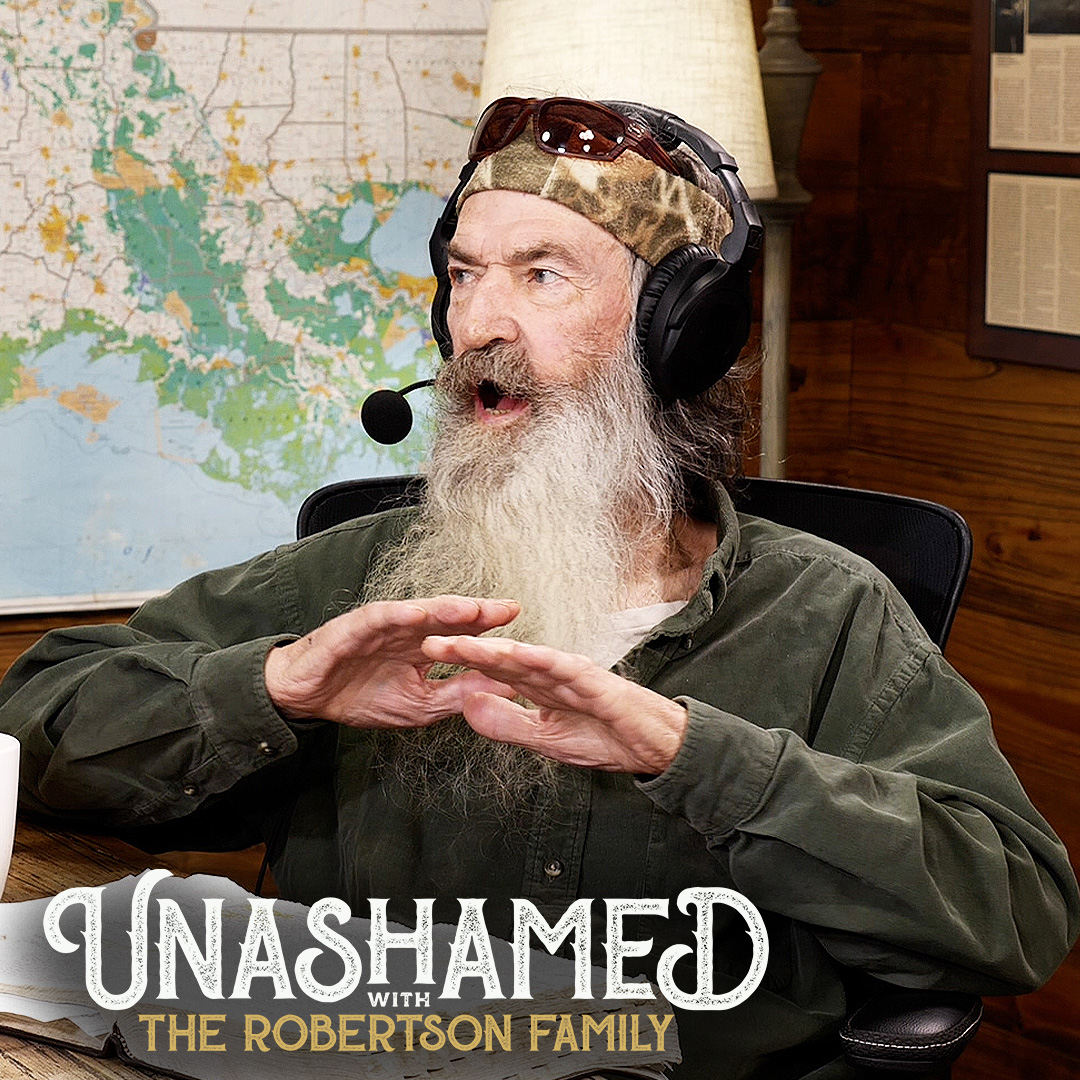 Ep 840 | Phil Almost Passes a Kidney Stone While Preaching & Other Onstage Medical Emergencies