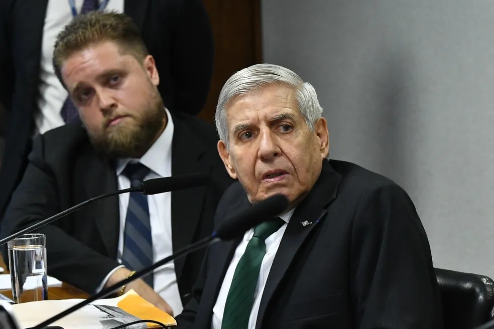 Defesa de Augusto Heleno abre sessão no STF nesta quarta-feira (3)