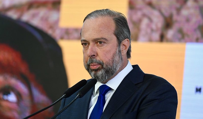 Ministro defende exploração na Margem Equatorial e diz que 'Brasil vai à COP com cabeça erguida'