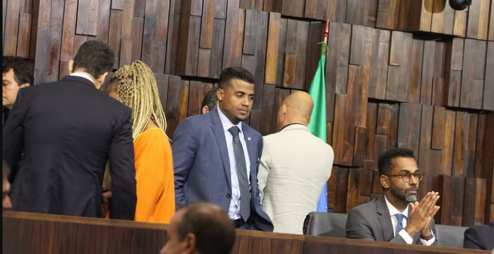 PF prende deputado 'TH Joias' por suspeita de ligação com o Comando Vermelho