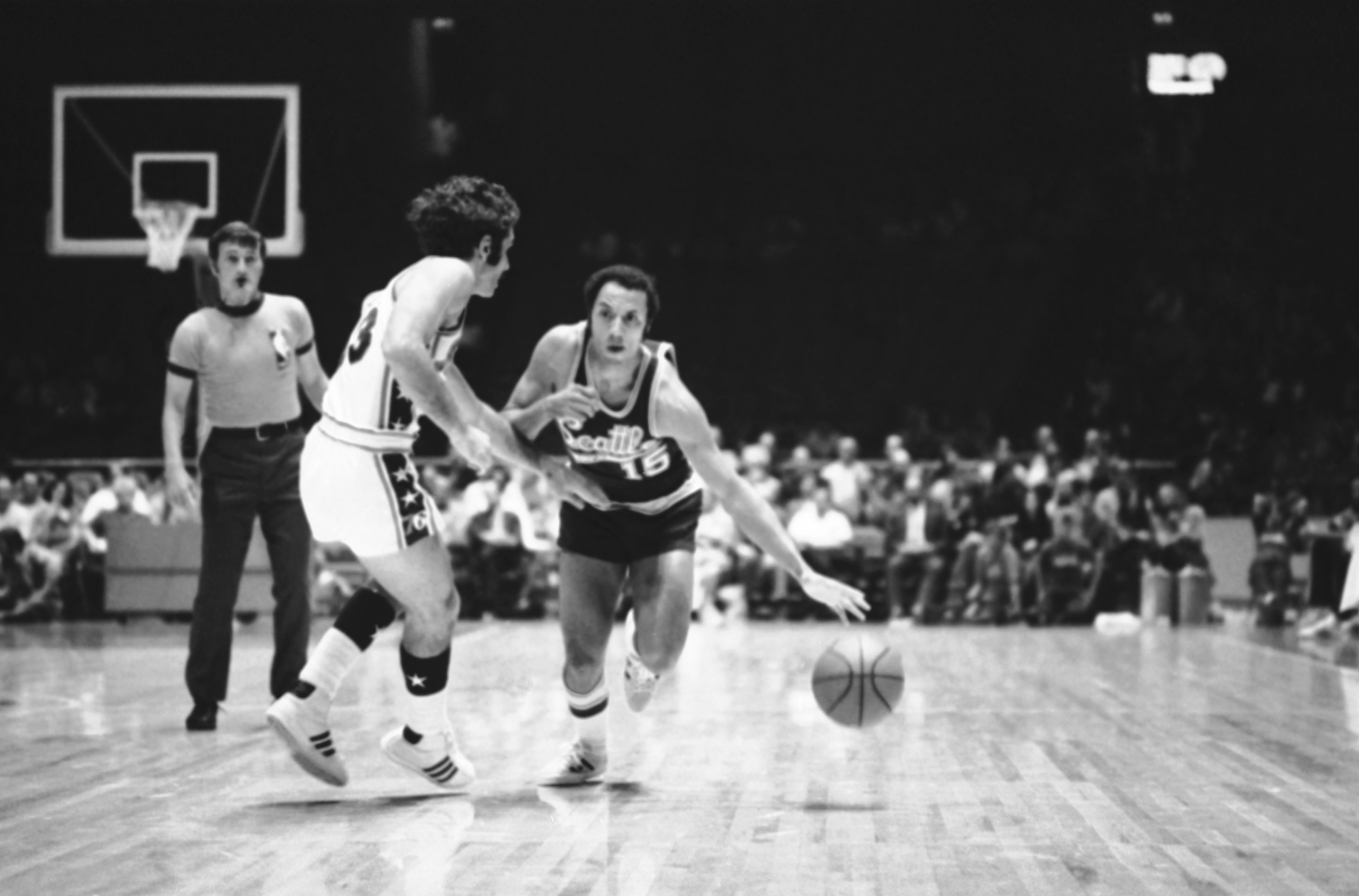 Lenny Wilkens, Hall of Famer and NBA Legend, Dies at 88