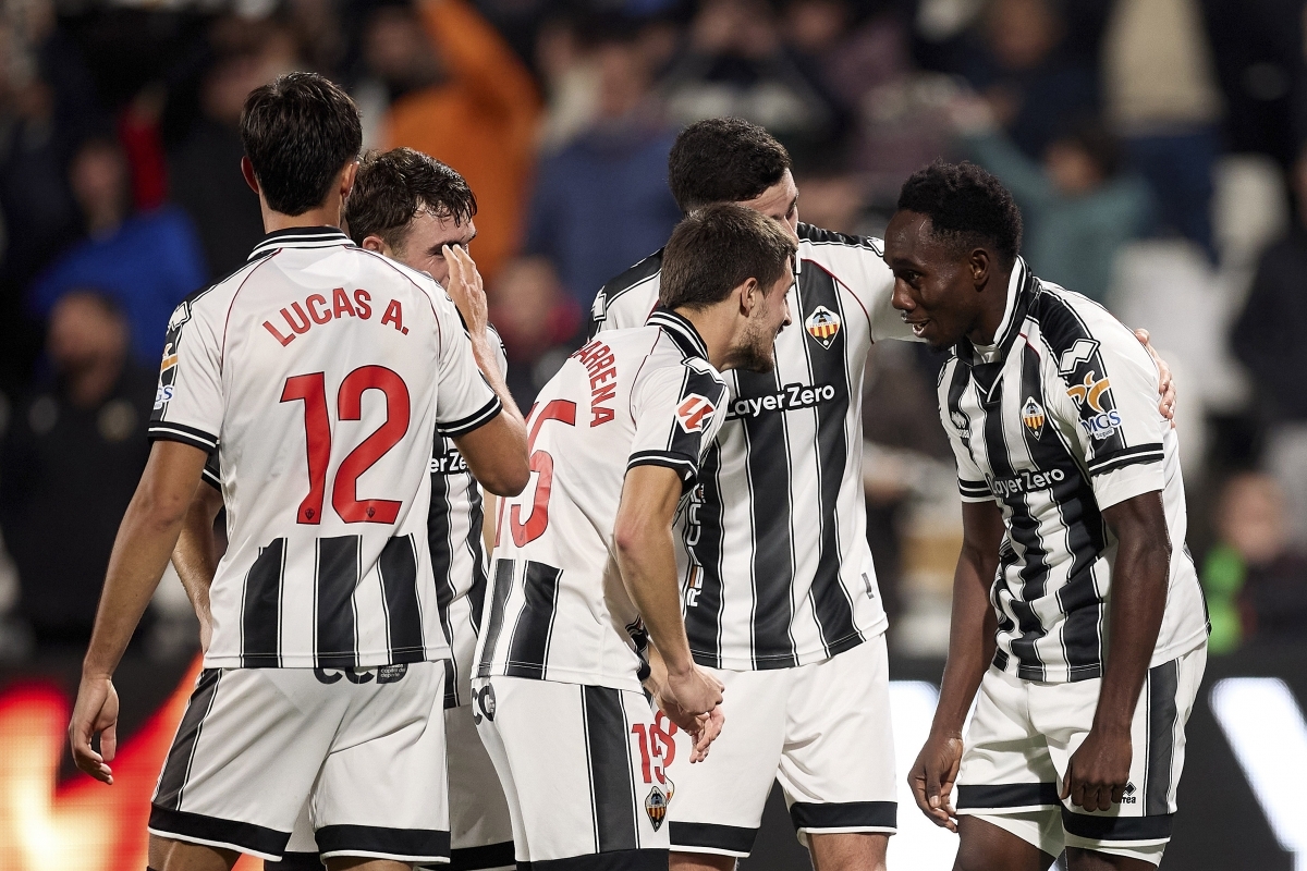 Ousmane Camara se erige en estrella de un Castellón que invita a soñar