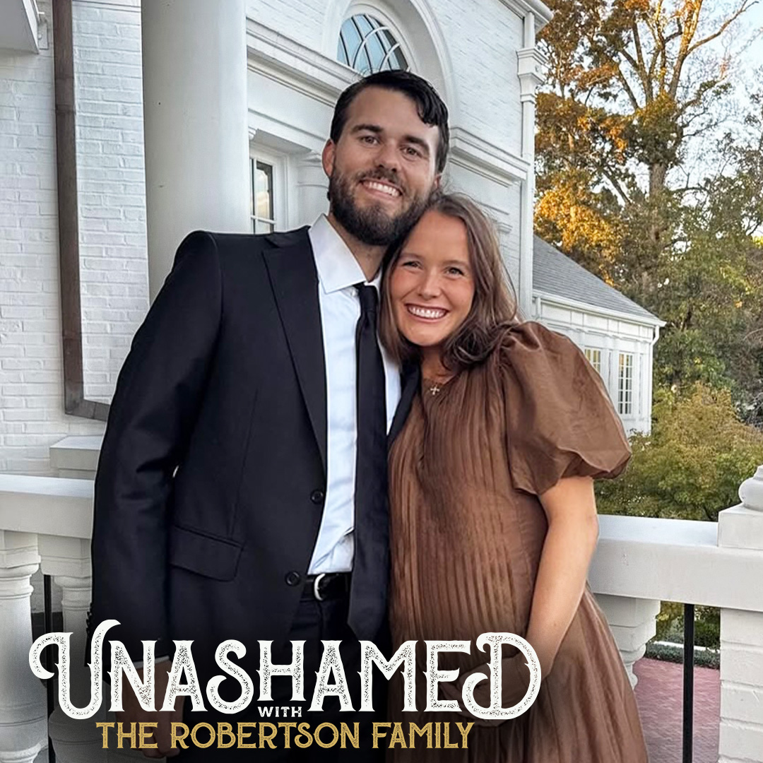 Ep 1218 | John Luke Drops Baby Bomb, Outs Willie’s Biggest Weakness & Christian Survives Killer Bees