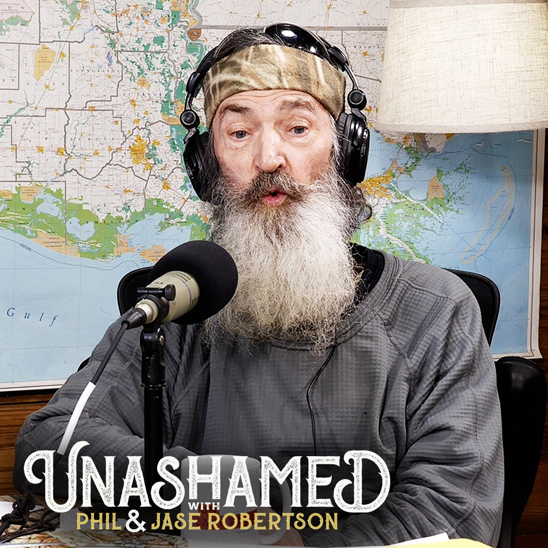 Ep 625 | Missy Thinks She’s Found the PERFECT Gift for Phil & How Pink Floyd Got It Wrong