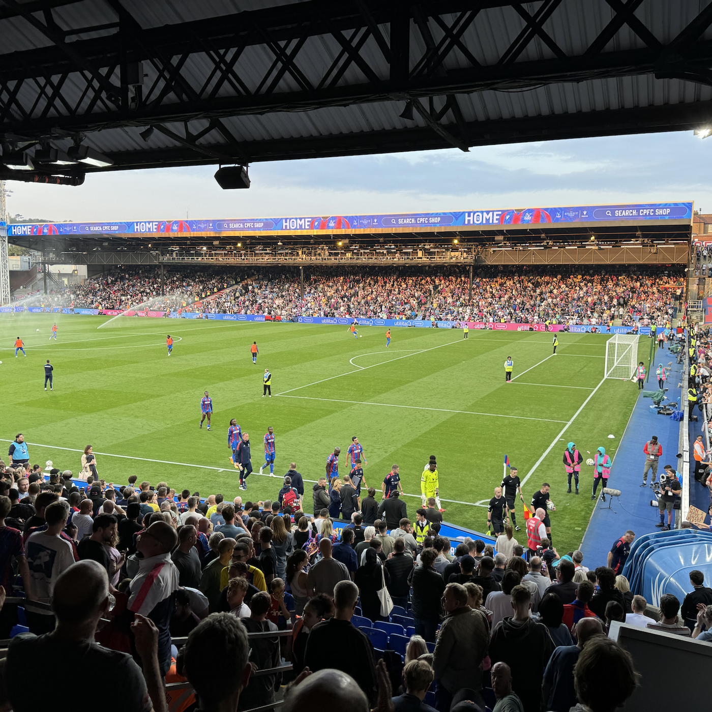 United We Stand podcast 667. Palace away.