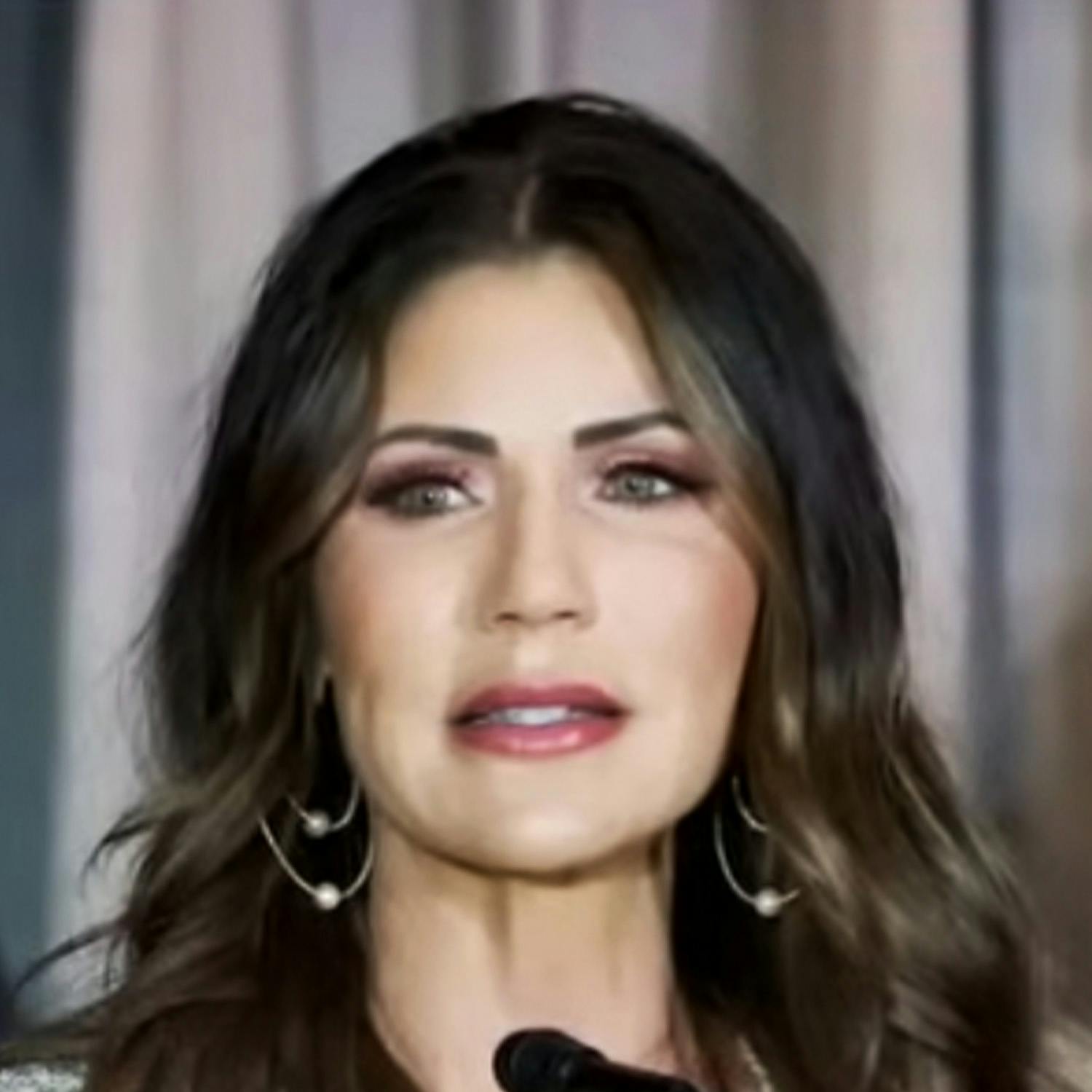 Kristi Noem Throws Tantrum Over a Missing Blanket Kristi Noem Throws Tantrum Over a Missing Blanket