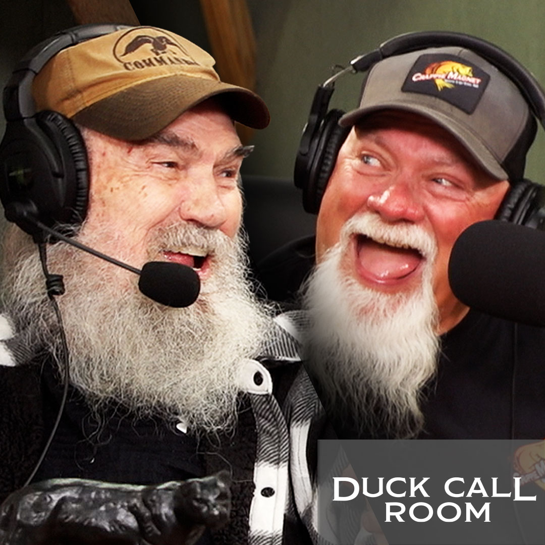 Uncle Si’s Grizzly Bear Survival Plan Is Totally Unhinged